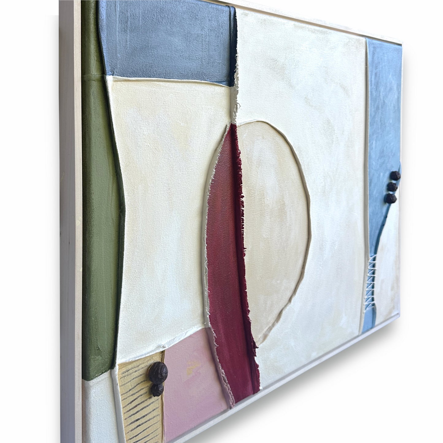 Nicole Anastas / Aura