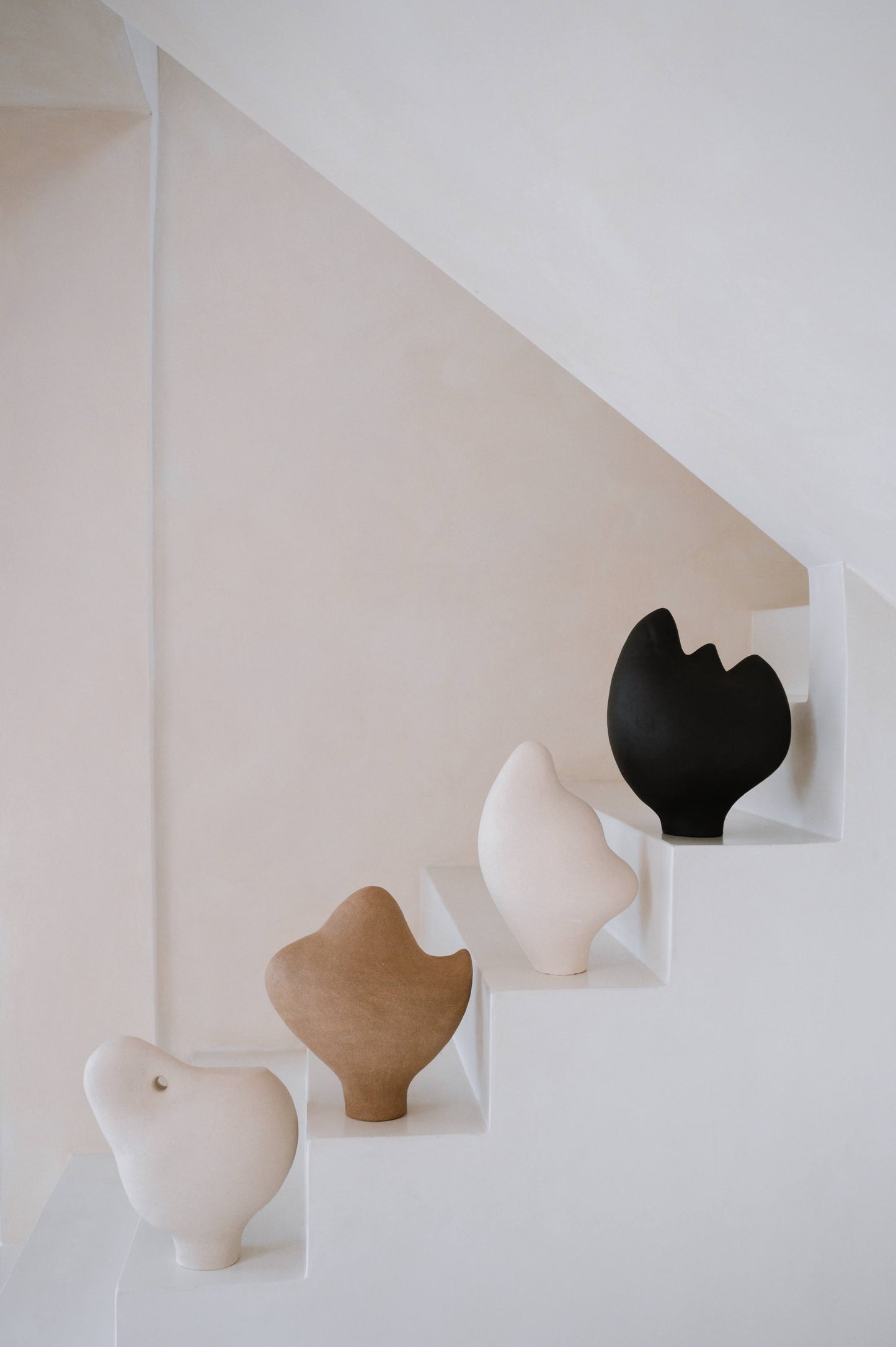 Olga Iacovlenco / White Sculpture