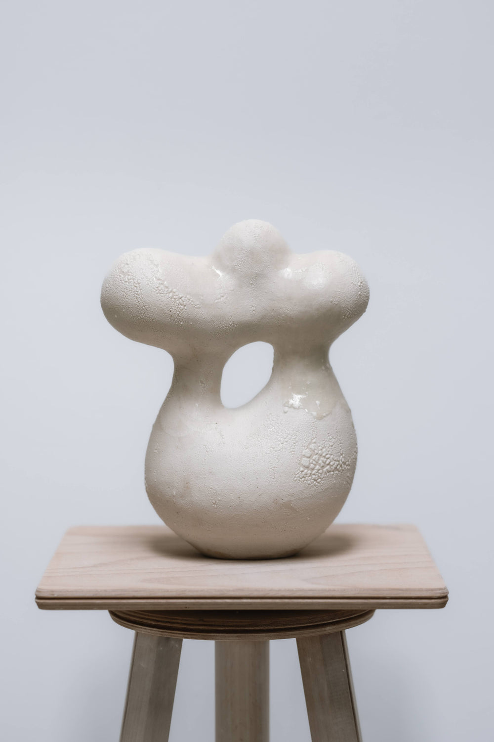 Olga Iacovlenco / Cloud White