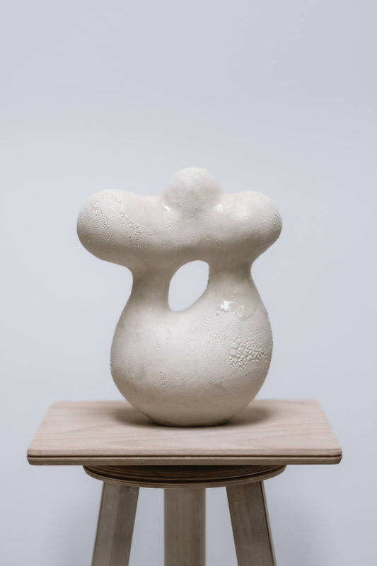 Olga Iacovlenco / Cloud White