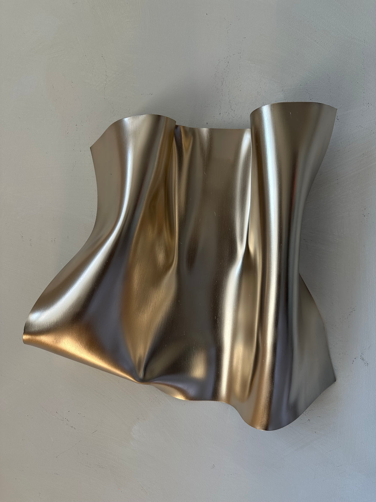 Gbemi Adesanya / Tempered