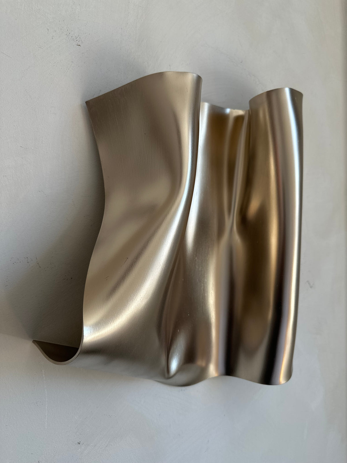 Gbemi Adesanya / Tempered