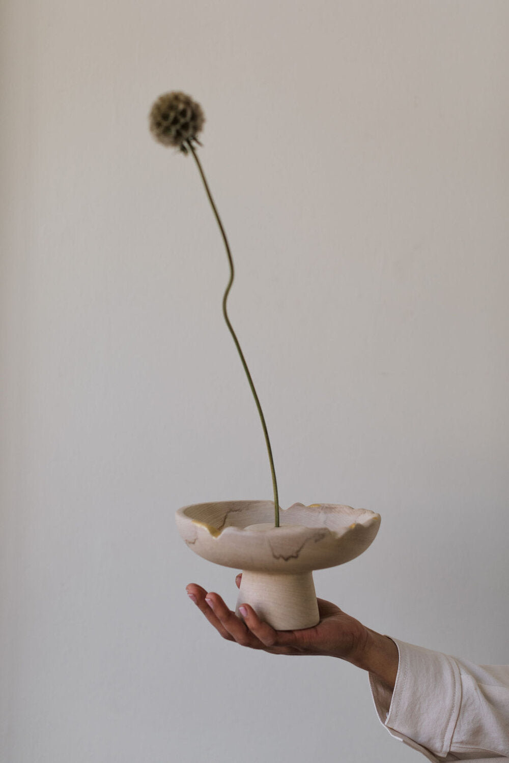 Pooja Pawaskar / Liv Ikebana-Style Vase