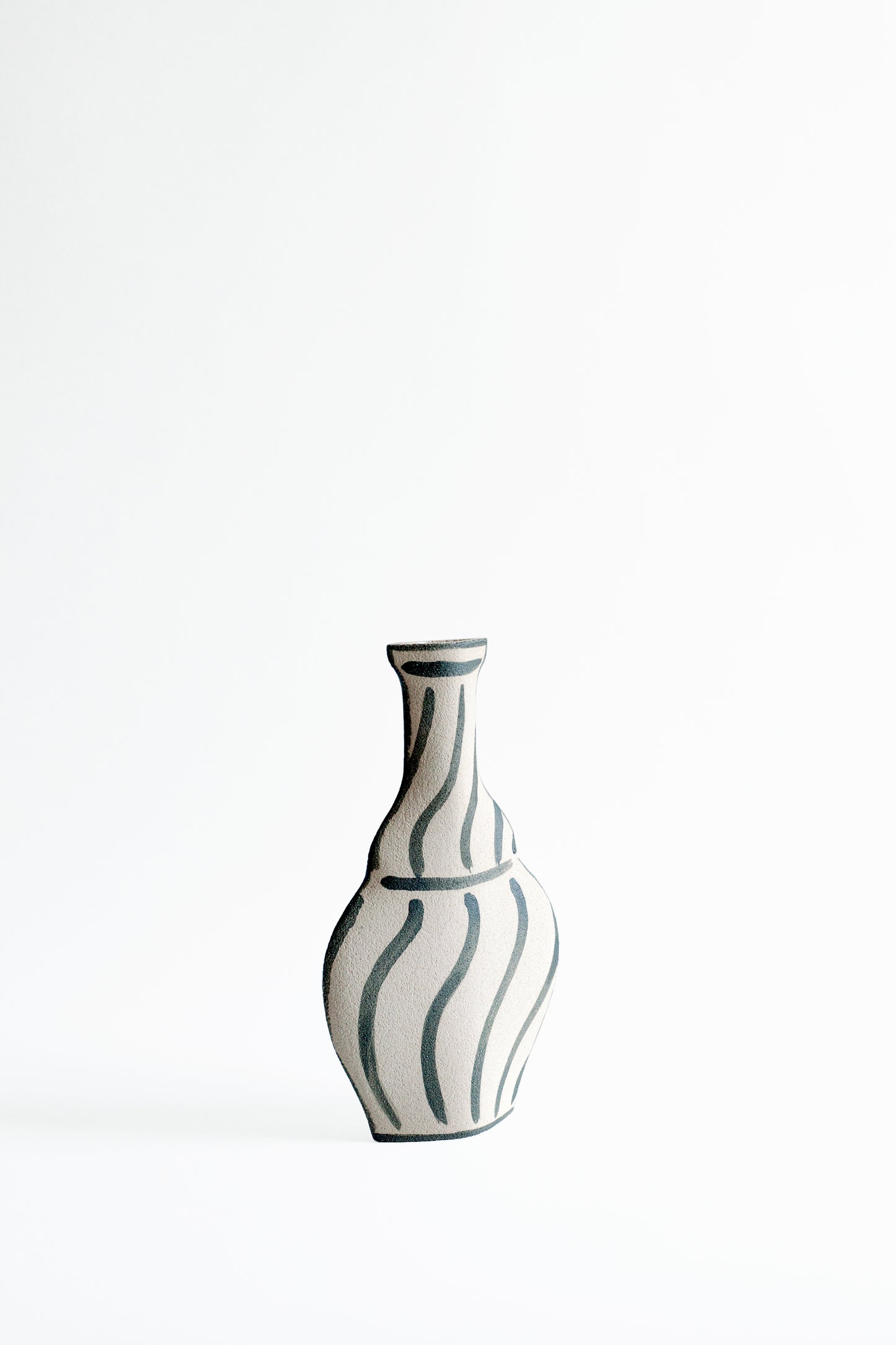 Ini Ceramique / Morandi Vase