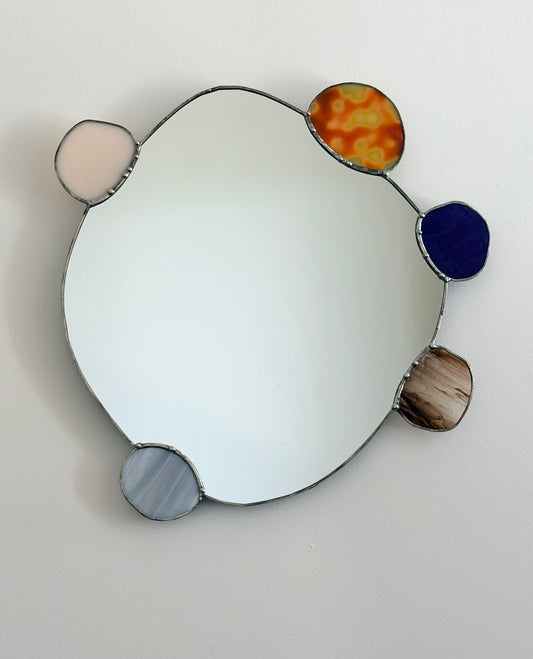 Katie Kohls / Mirror no. 6