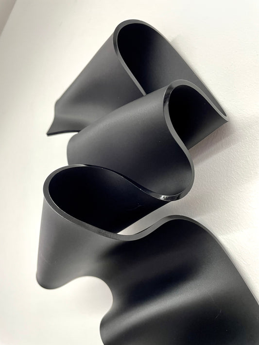 Michèle Caspers / Solid Wave Petite I