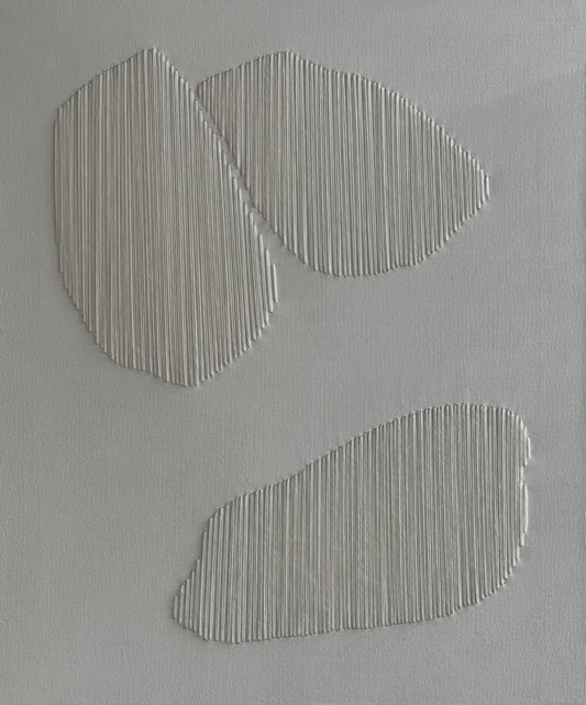 Silvija Kicivoj / White Cherry Blossom Petals