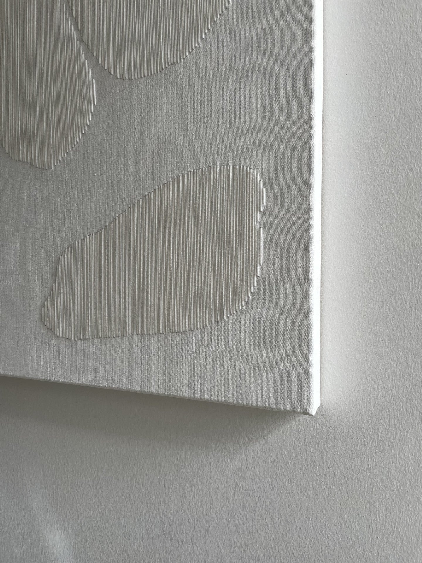 Silvija Kicivoj / White Cherry Blossom Petals