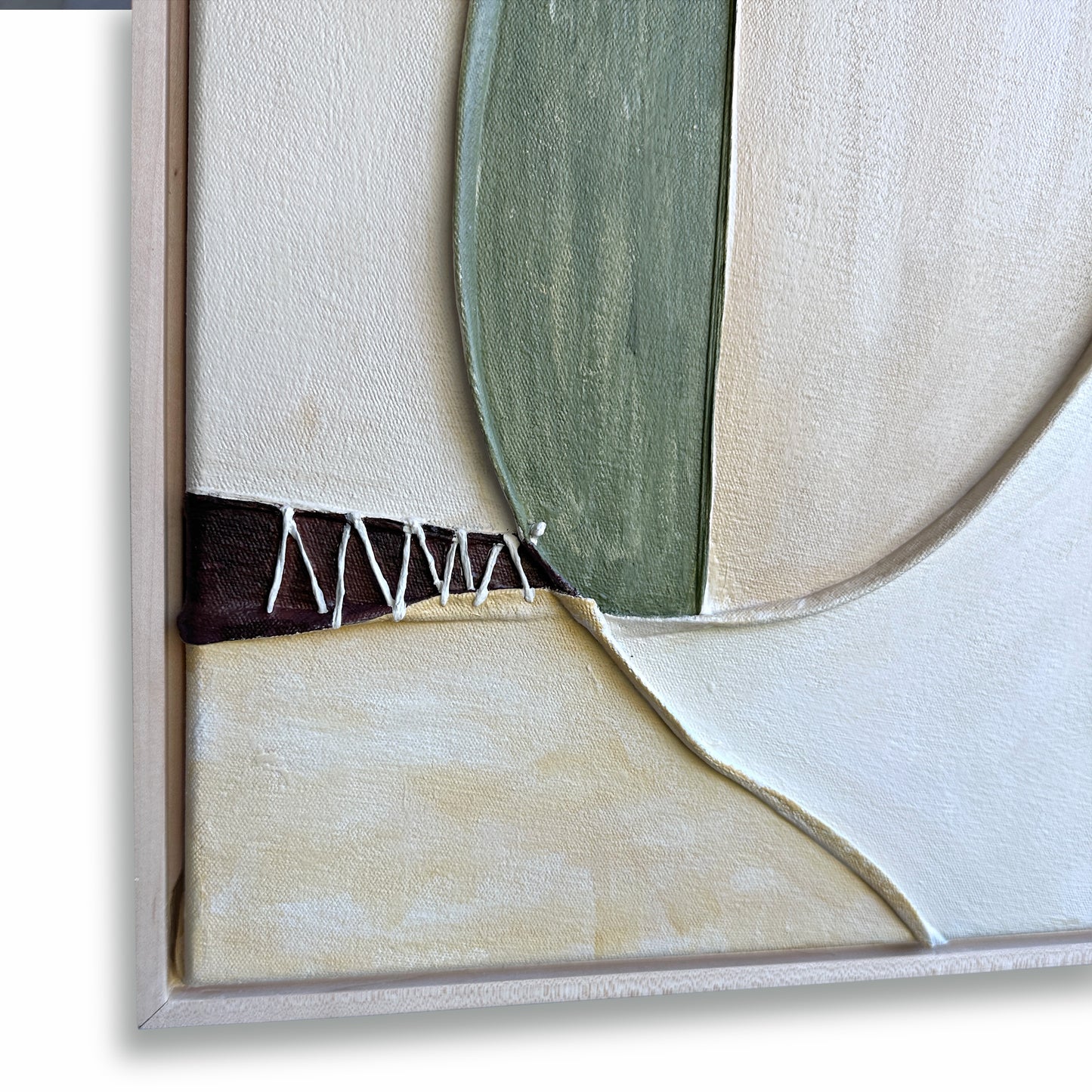 Nicole Anastas / Halo