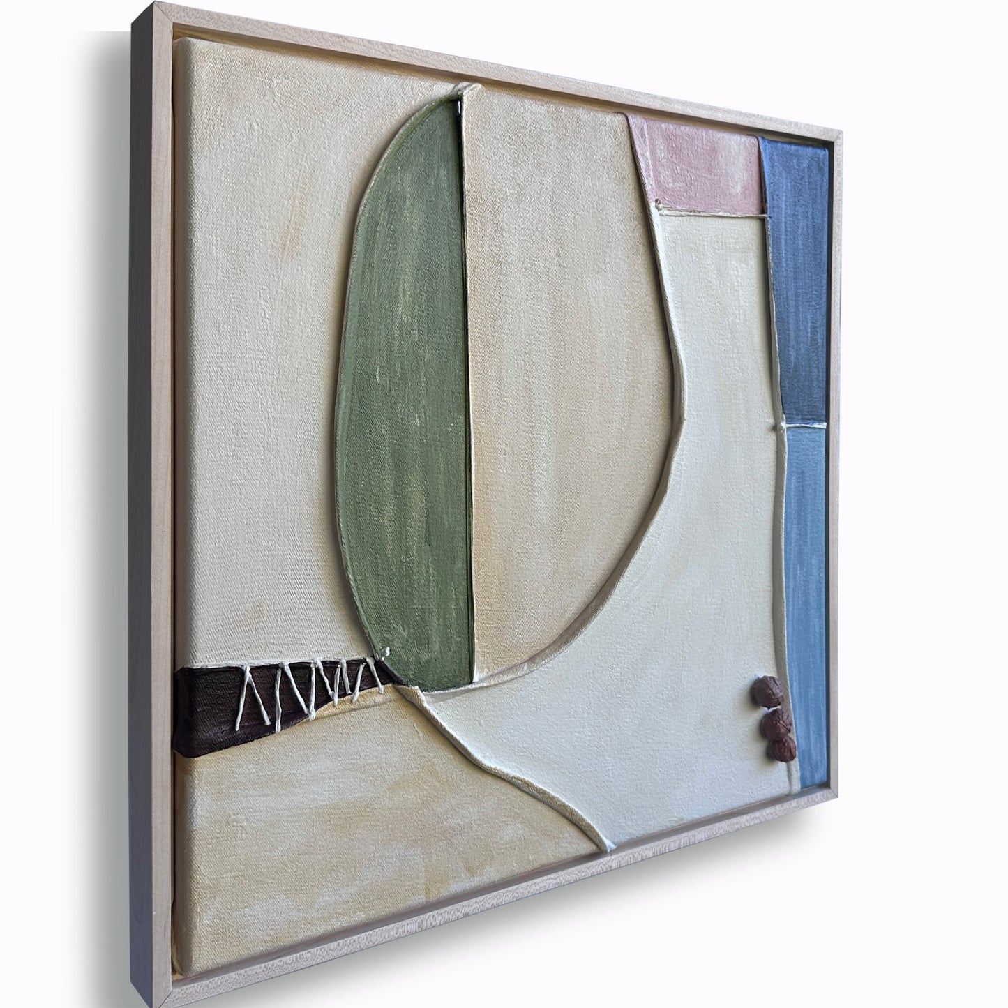 Nicole Anastas / Halo