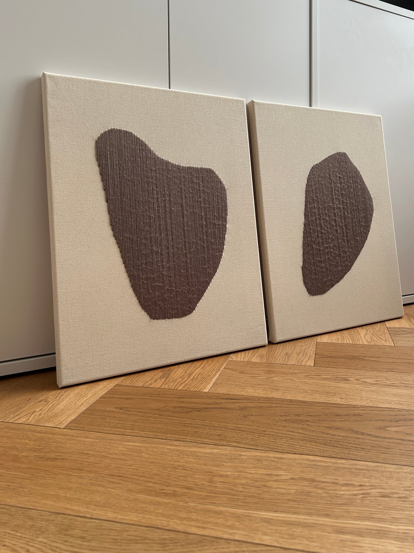 Silvija Kicivoj / Taupe Raindrop I