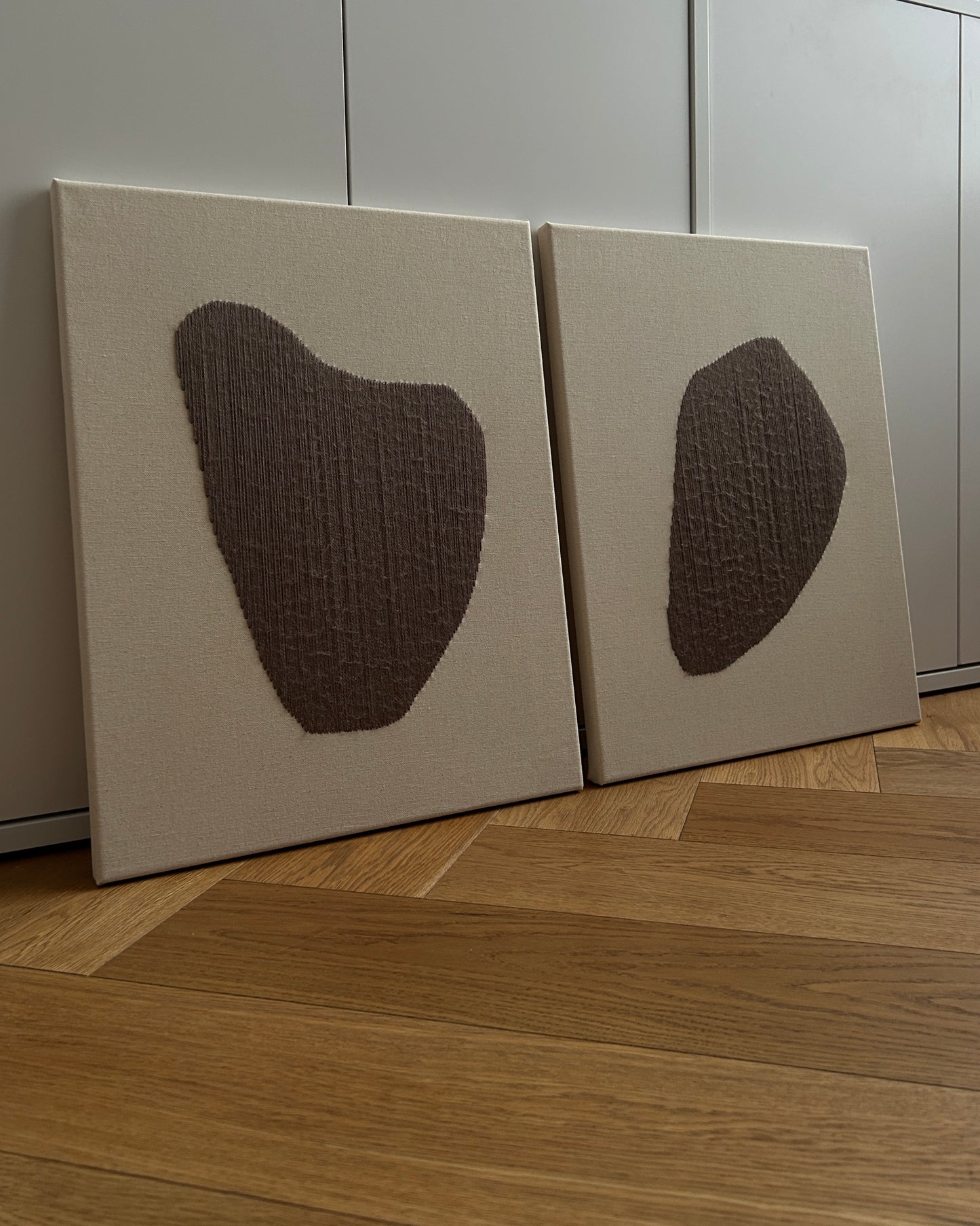 Silvija Kicivoj / Taupe Raindrop I