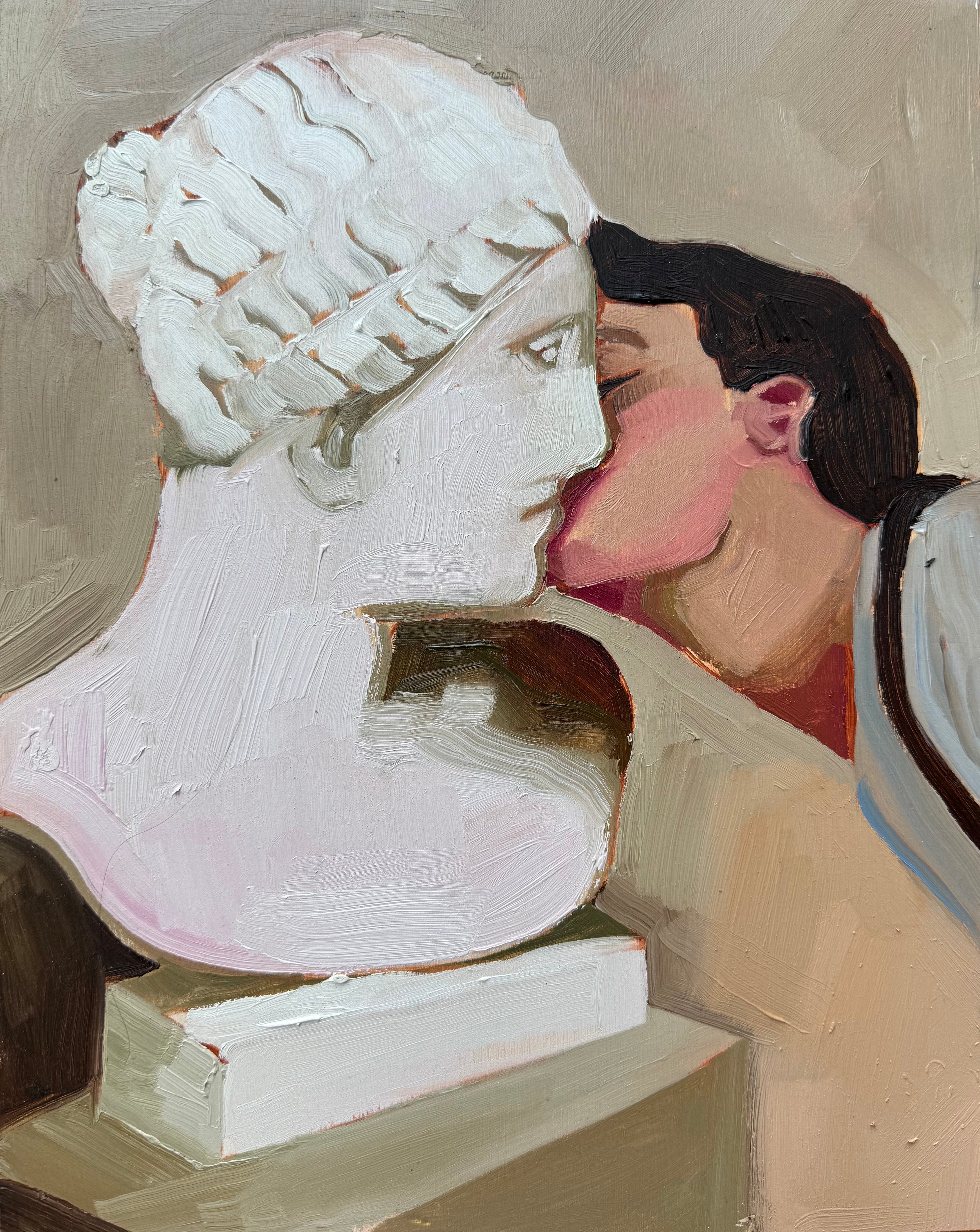 Emma Chlumecky / Statue Kiss II