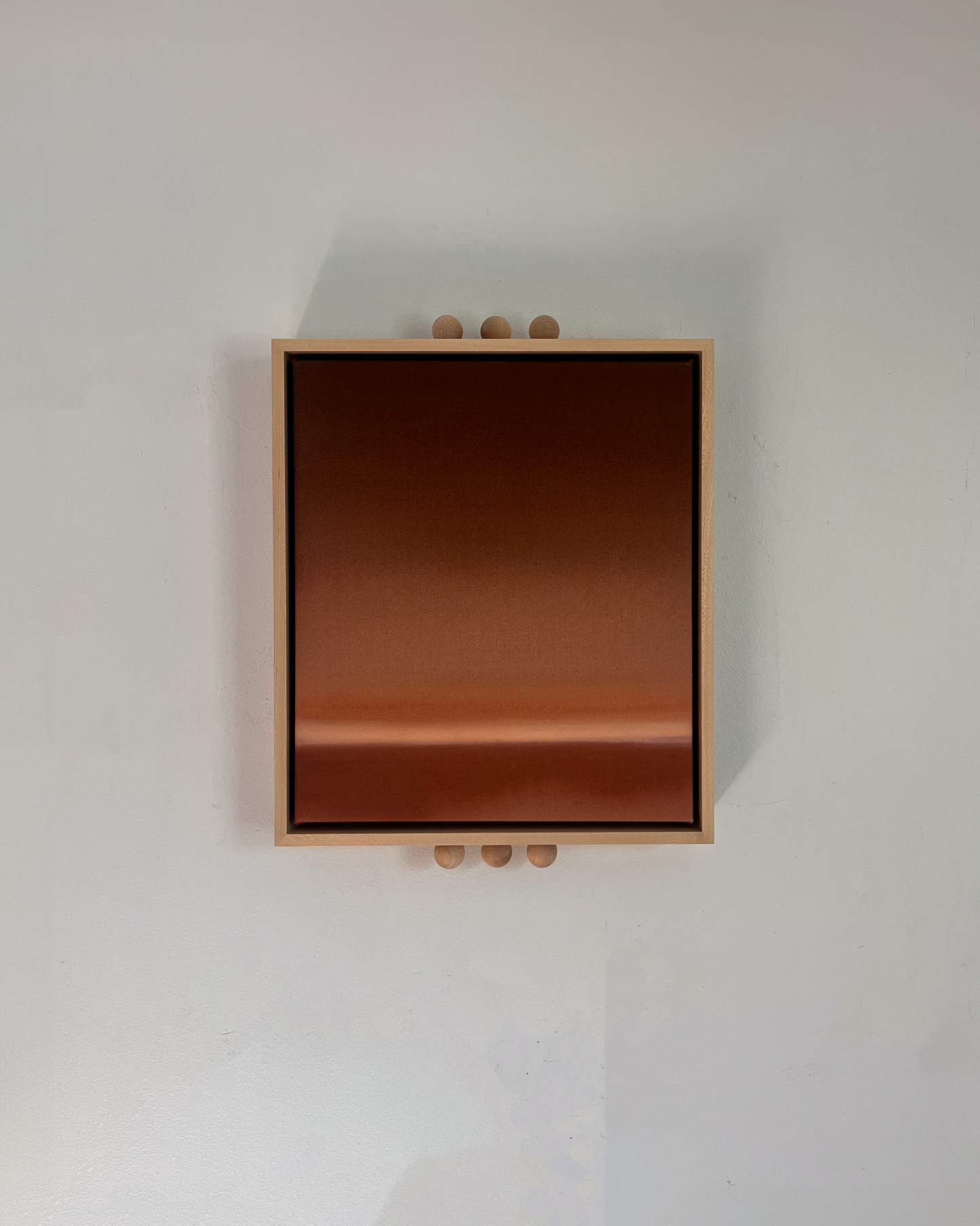 Ali Pilli / Eating Peaches