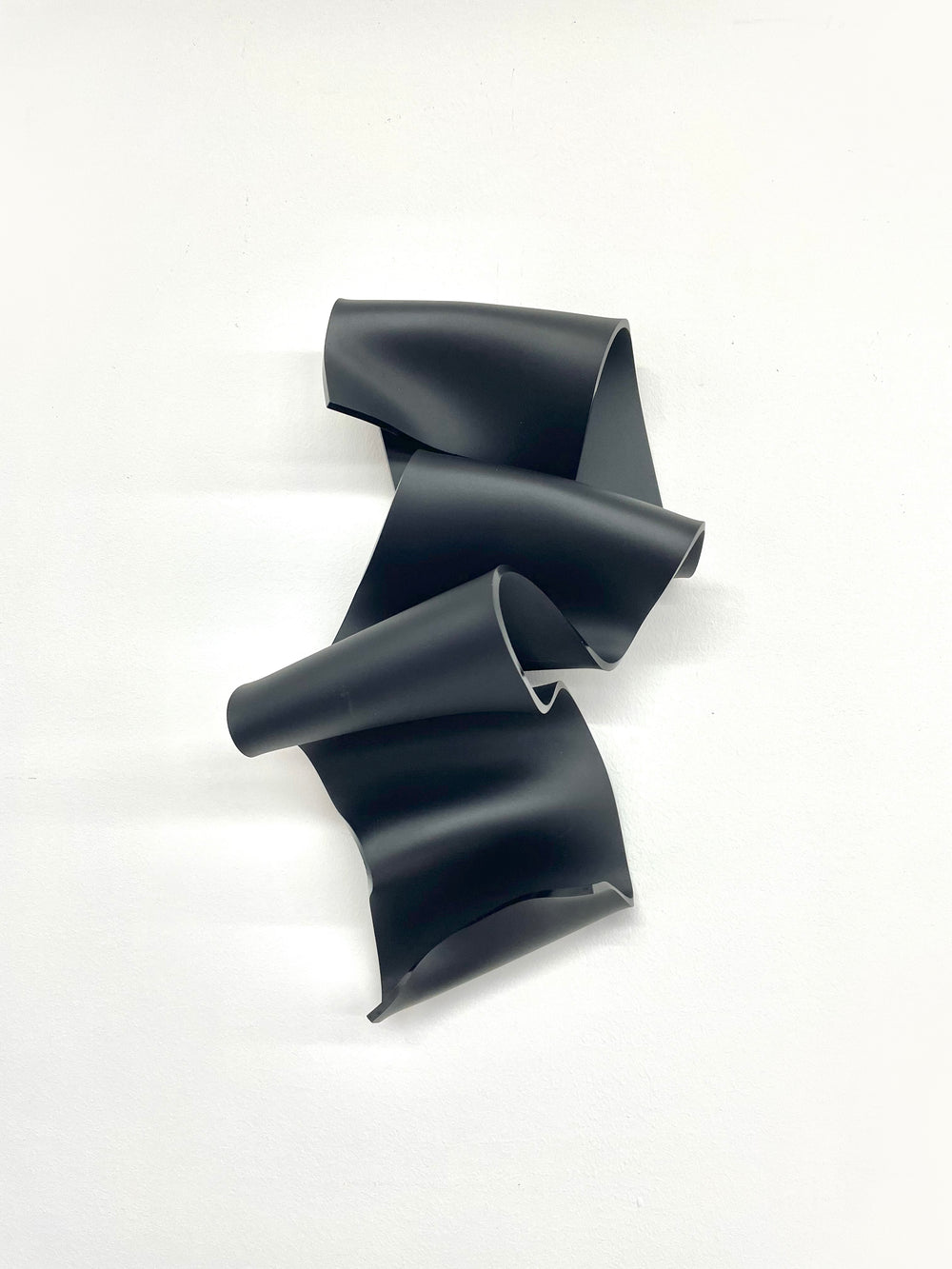 Michèle Caspers / Solid Wave Petite I