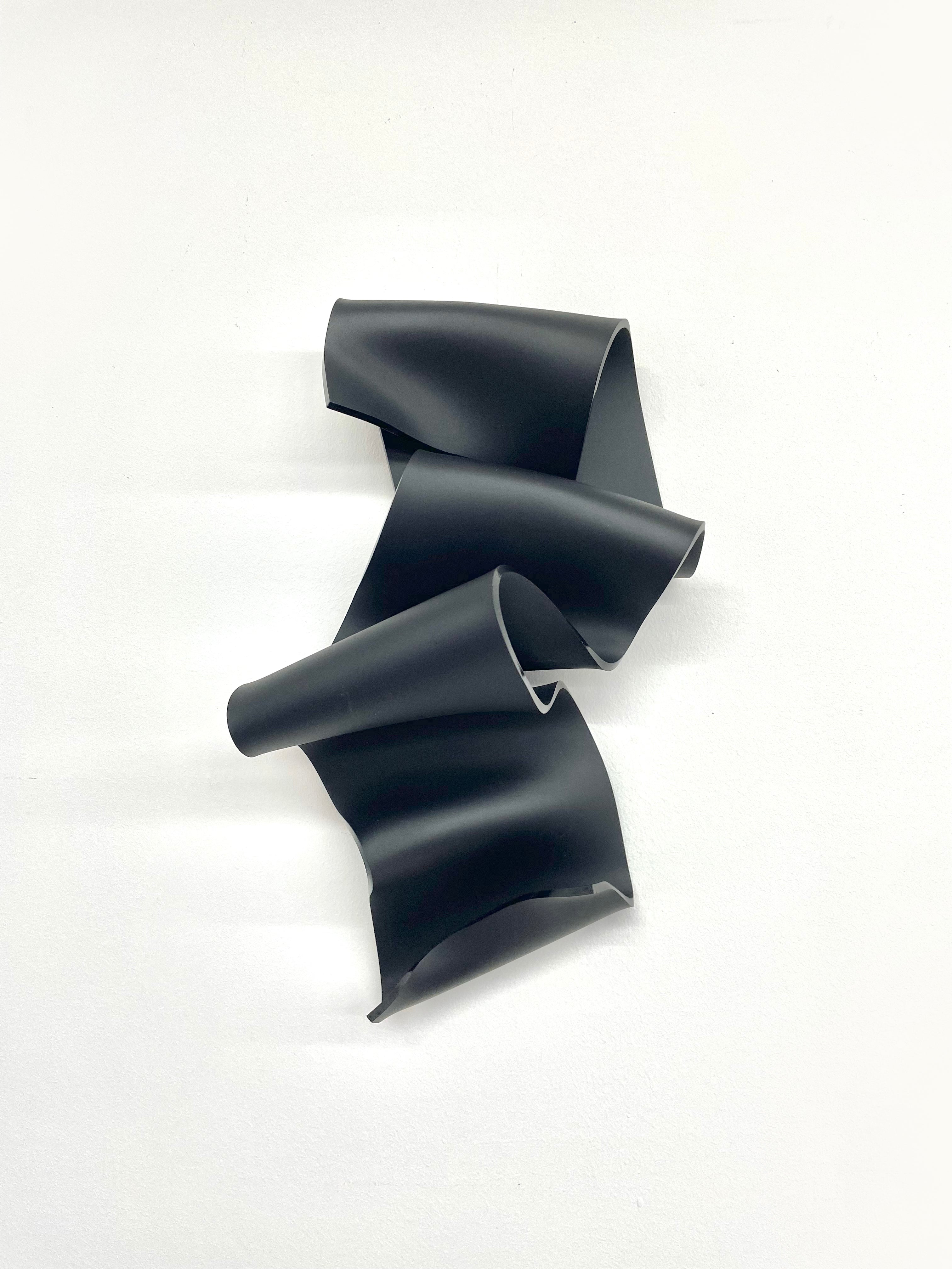 Michèle Caspers / Solid Wave Petite I