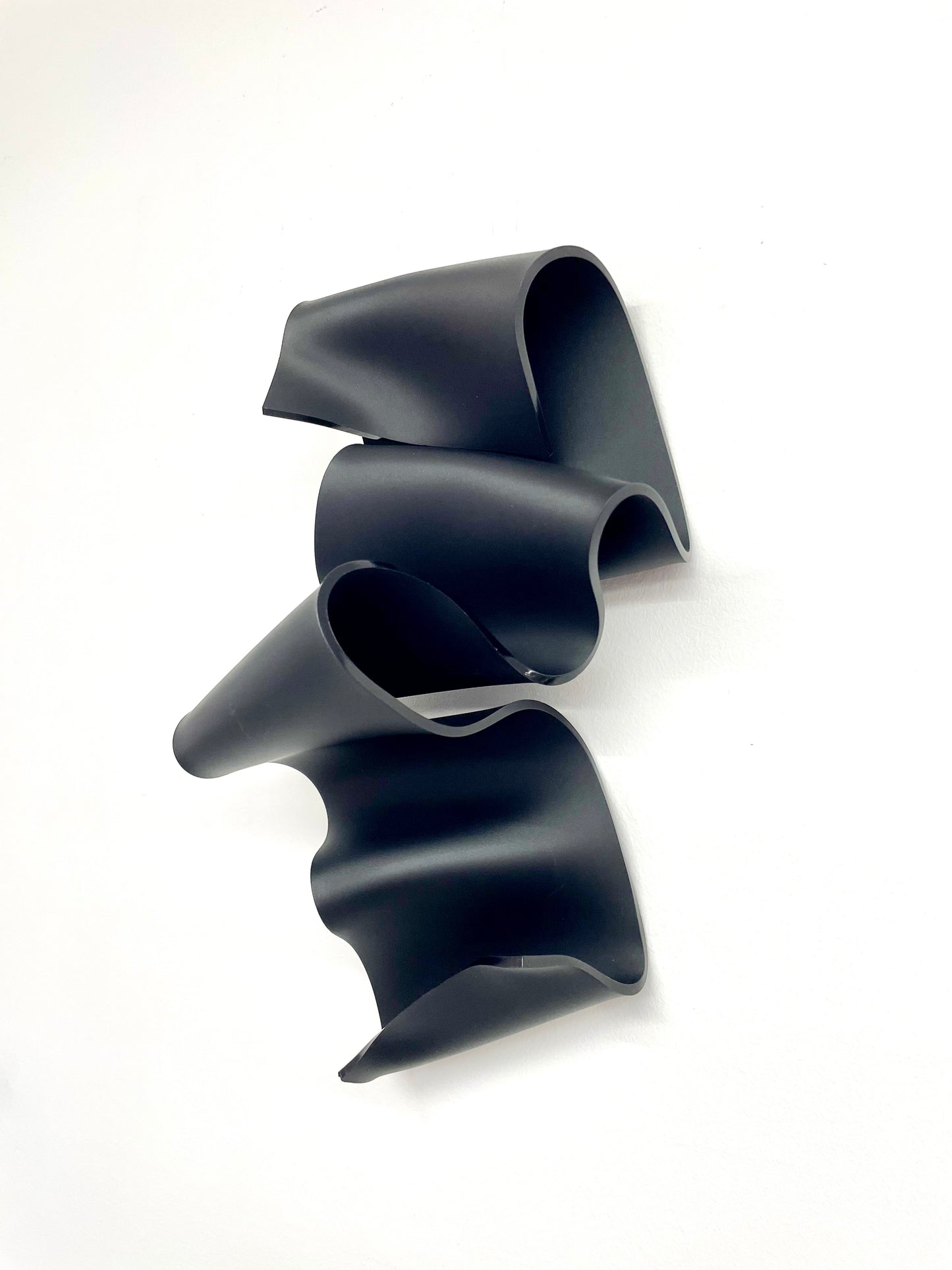 Michèle Caspers / Solid Wave Petite I