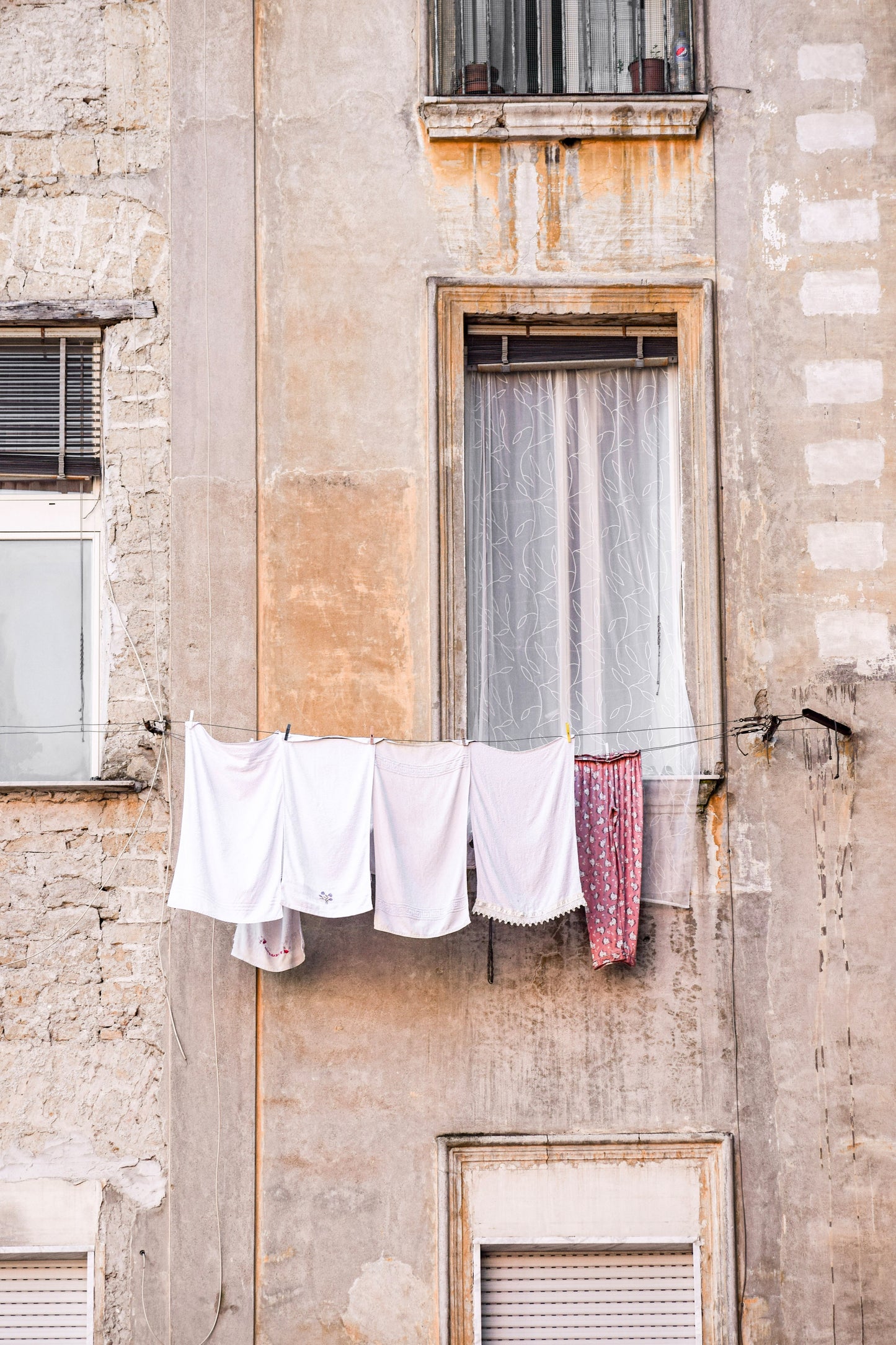 Laundry drying in Naples photography
